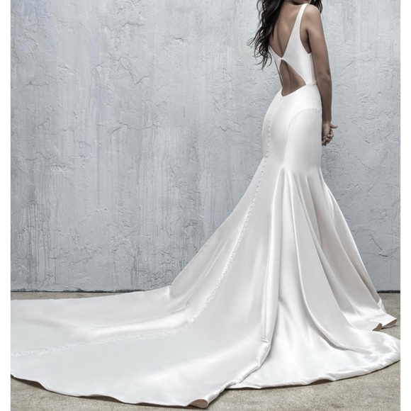 Madison James wedding Dress Mj565 Style - Picture 1 of 7